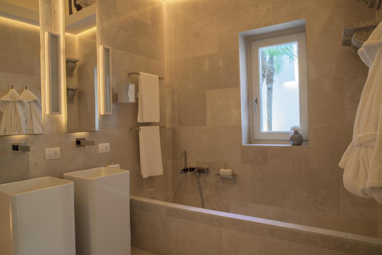 Palazzo Lecce - Epoca Collection Bed & Breakfast Ngoại thất bức ảnh